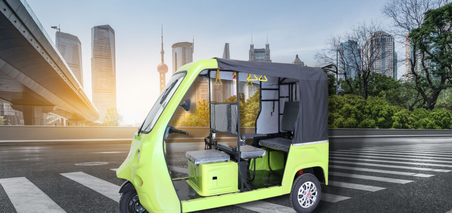 Electric auto rickshaw